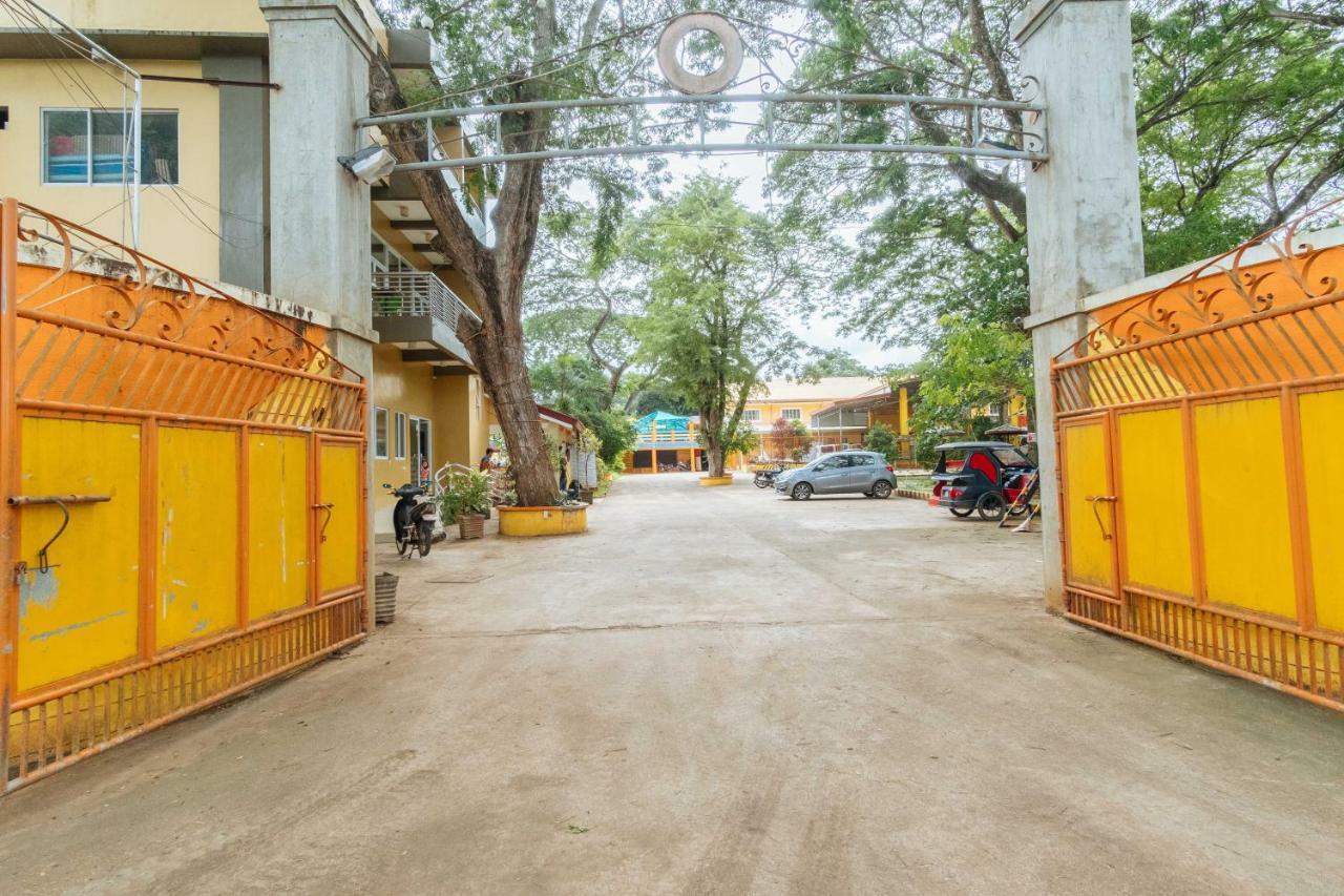 Hotel Reddoorz Premium @ Gabinete Road Palawan Puerto Princesa Exterior foto