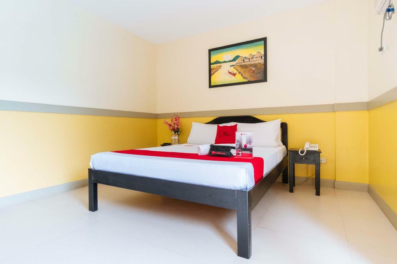 Hotel Reddoorz Premium @ Gabinete Road Palawan Puerto Princesa Exterior foto